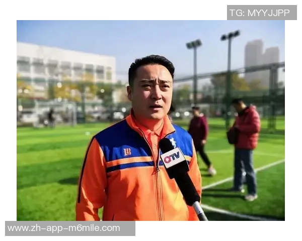 足球寿星的传奇人生与不朽精神在绿茵场上的辉煌历程 足球寿星的传奇人生与不朽精神在绿茵场上的辉煌历程